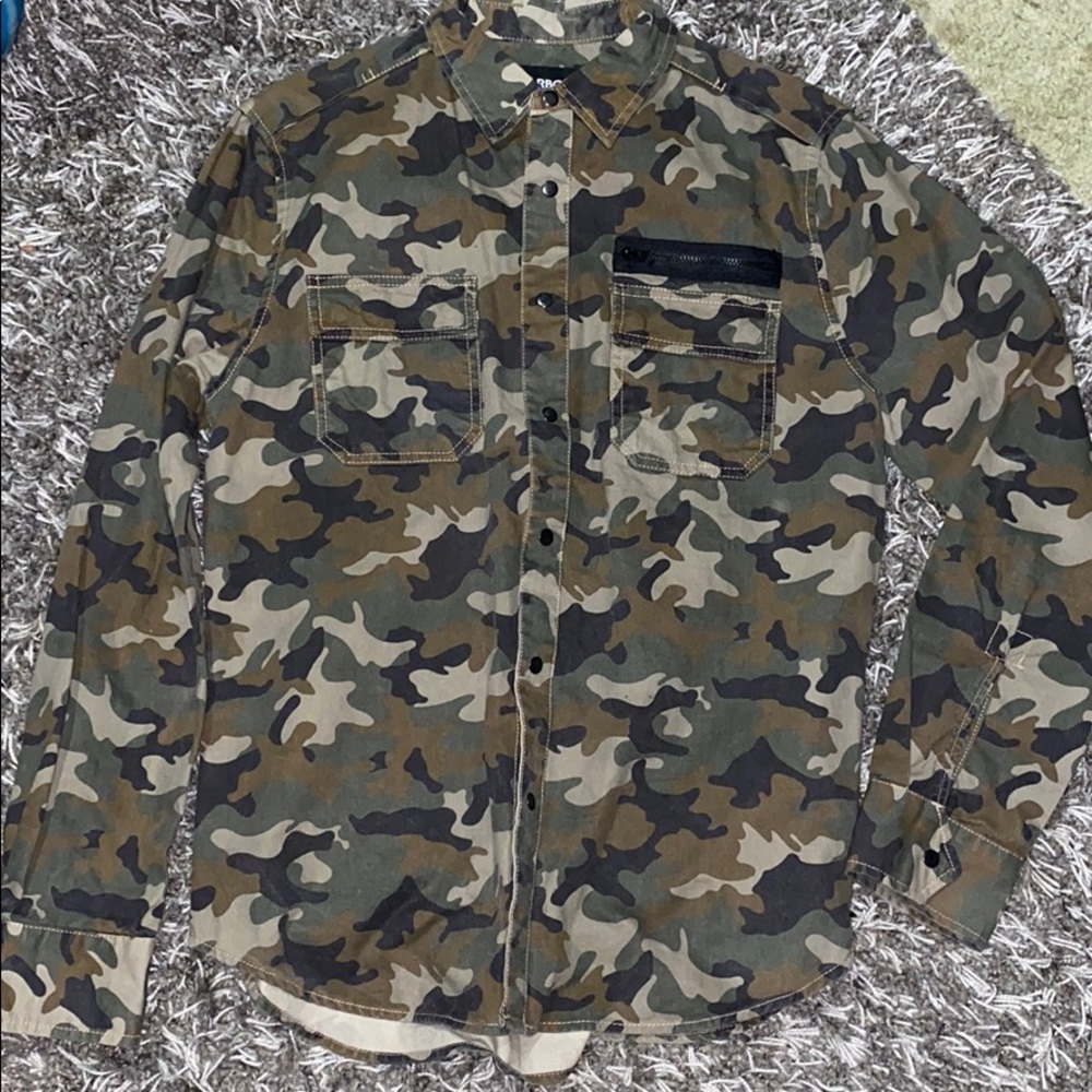 Men’s Button Up shirt